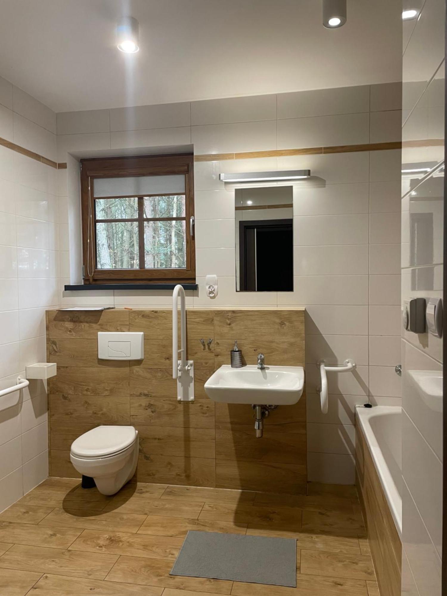 Osrodek Wypoczynkowy Lubu Dubu Hotel Dankow Ngoại thất bức ảnh